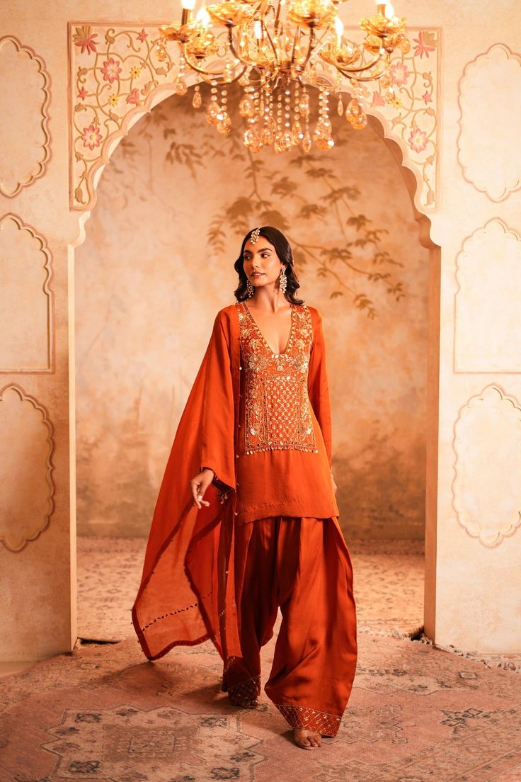 Saanjh Collection by Flosse Elegant Evening Wear for Women