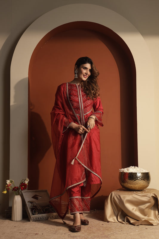 Gota Grace kurta set