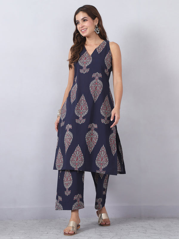 Blue and Maroon Sleeveless Kurta Set